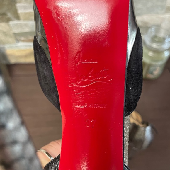 - 💥💥Authentic Christian Louboutin Cross Minetta Suede & Python Platform Pu… - Picture 7 of 8